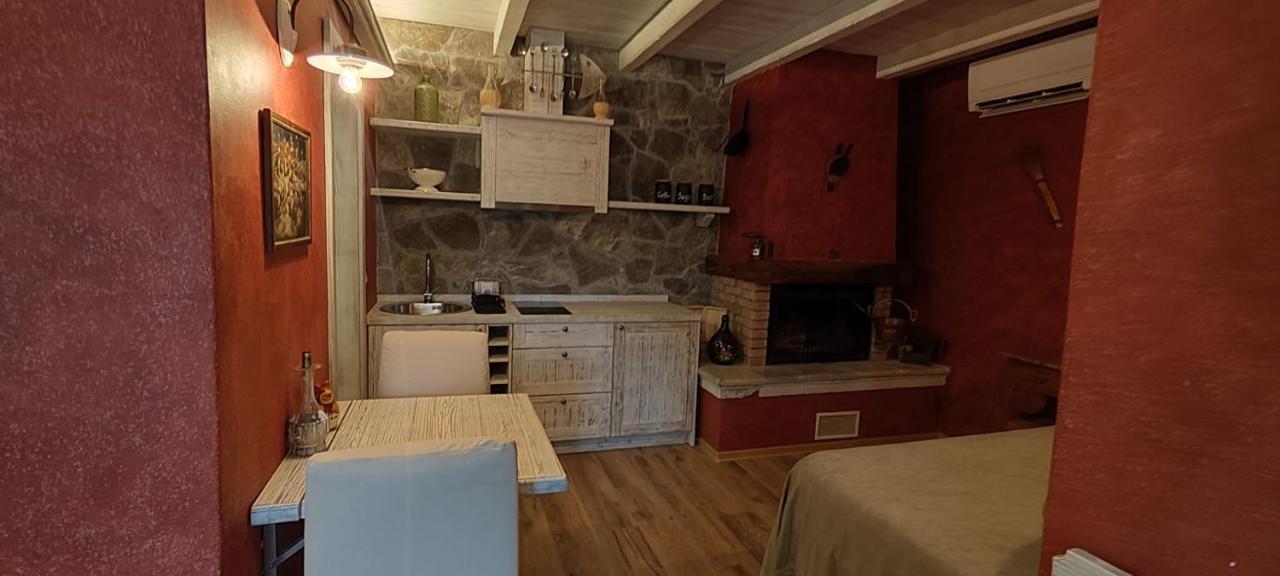 Cebron Family Estate Hotell Branik Eksteriør bilde