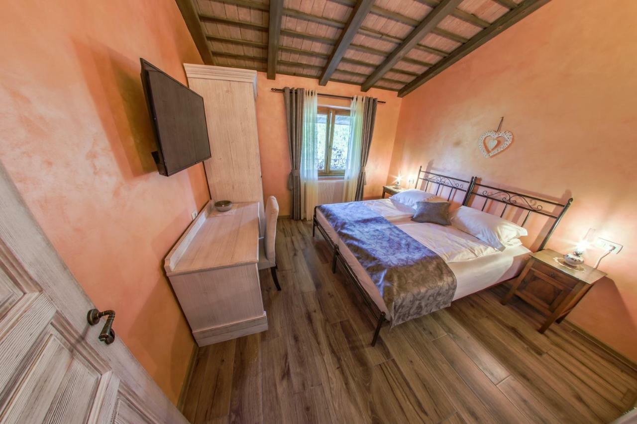 Cebron Family Estate Hotell Branik Eksteriør bilde