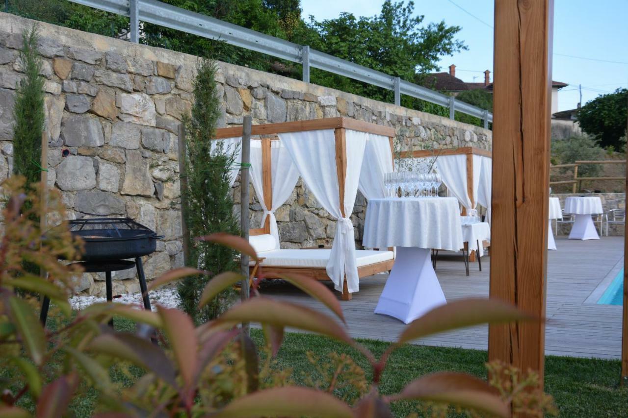 Cebron Family Estate Hotell Branik Eksteriør bilde