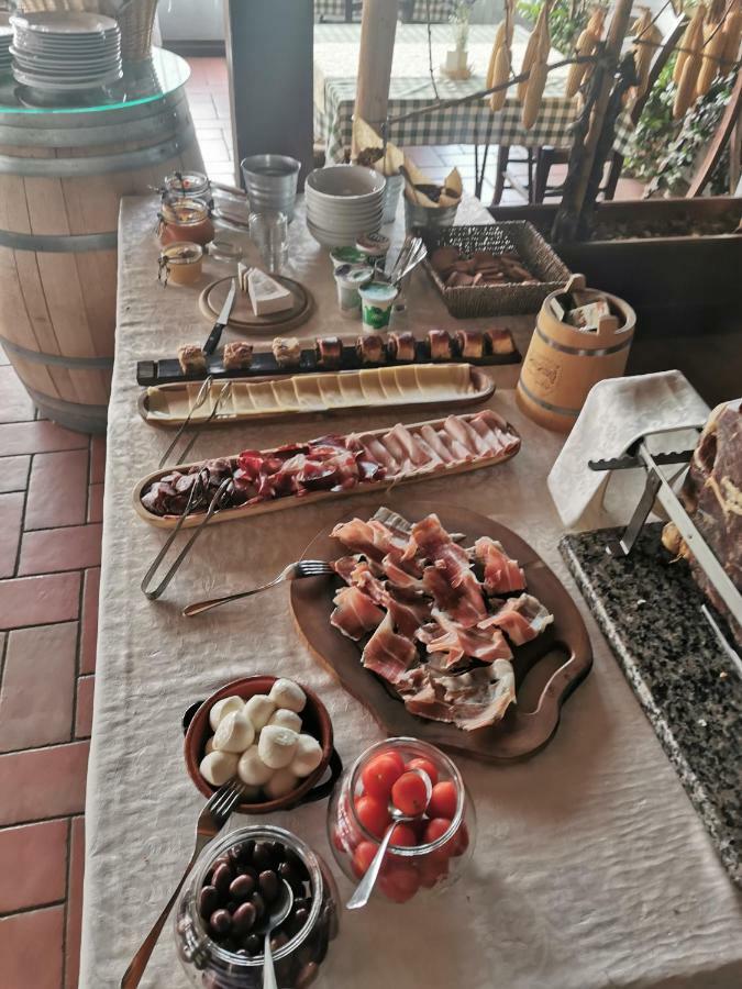 Cebron Family Estate Hotell Branik Eksteriør bilde