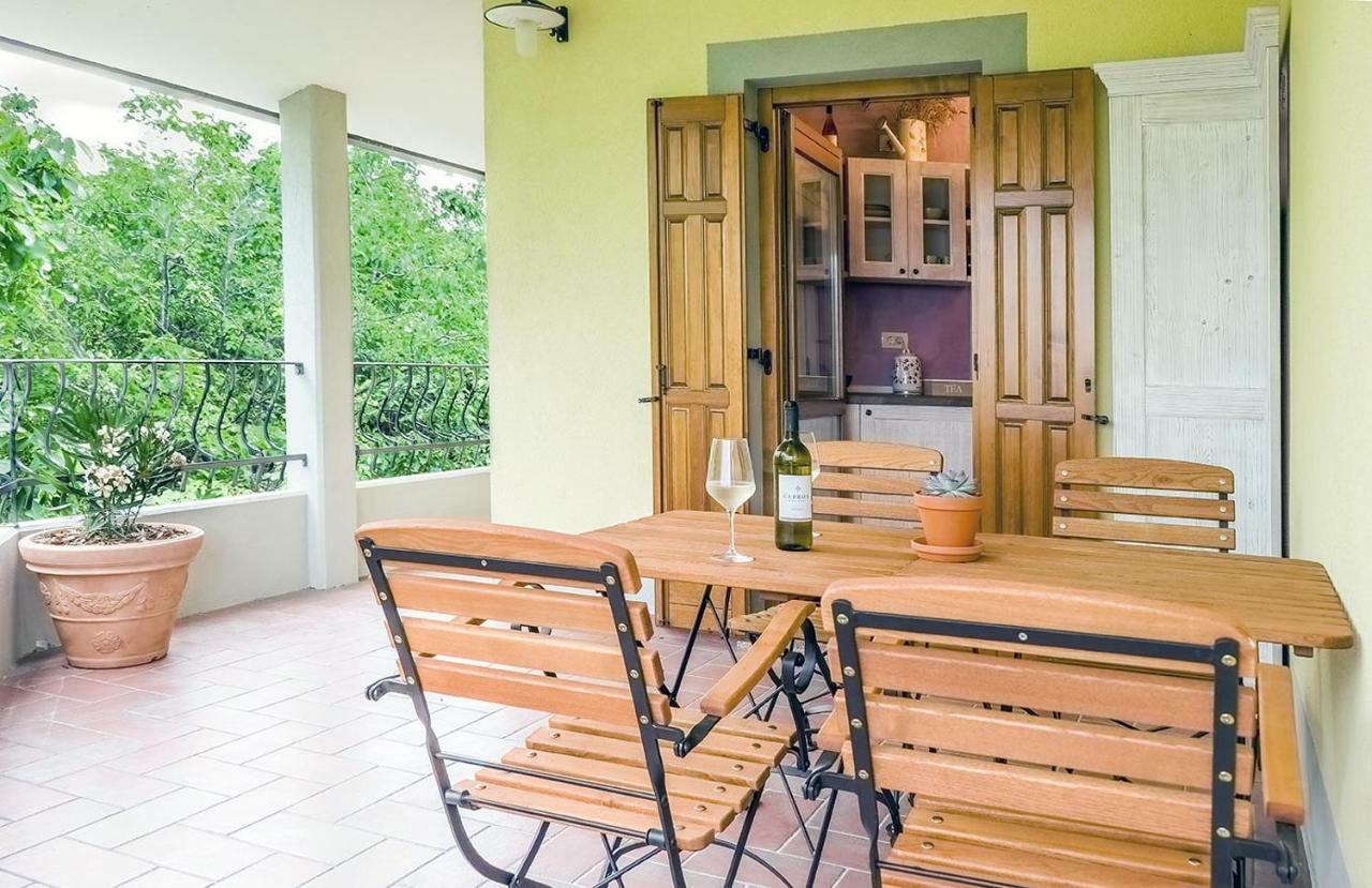 Cebron Family Estate Hotell Branik Rom bilde